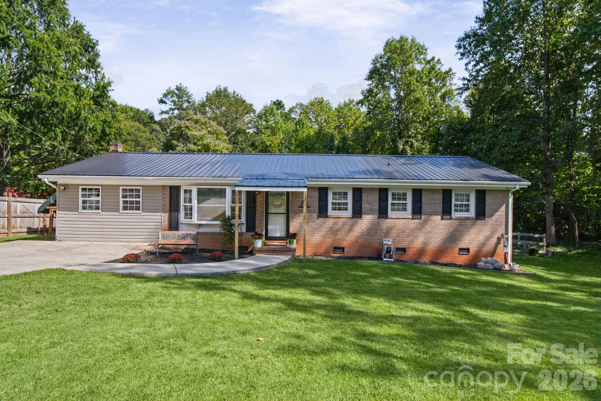 607 Toms Creek Church RD, Denton, NC 27239
