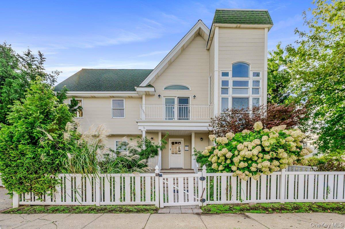 139 Coronado ST, Atlantic Beach, NY 11509