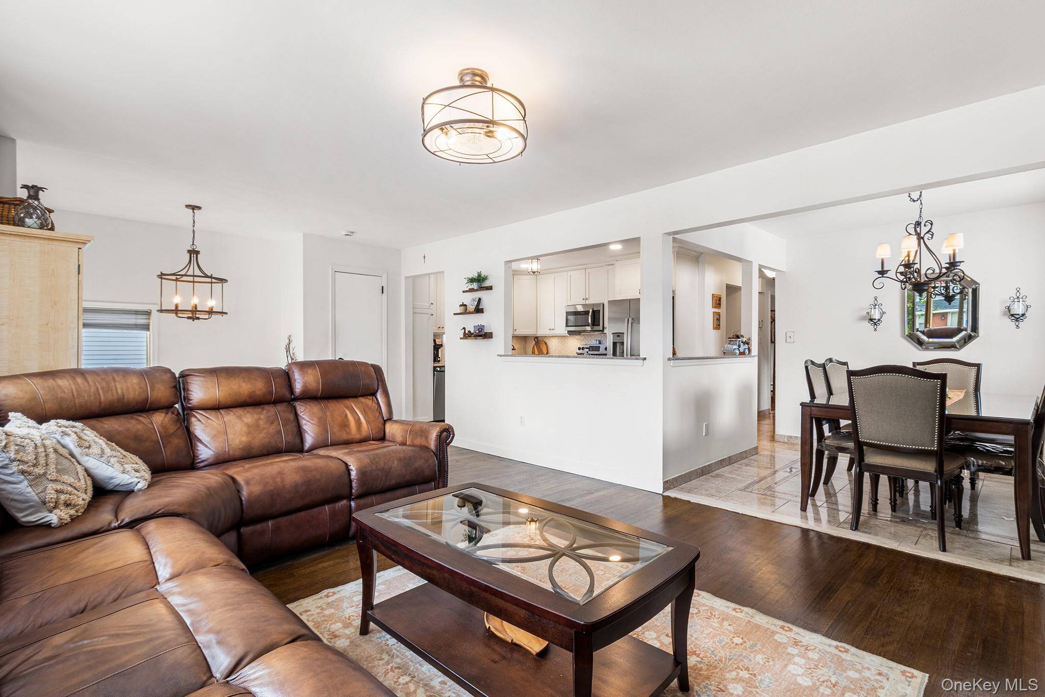 115 S 11th ST, New Hyde Park, NY 11040