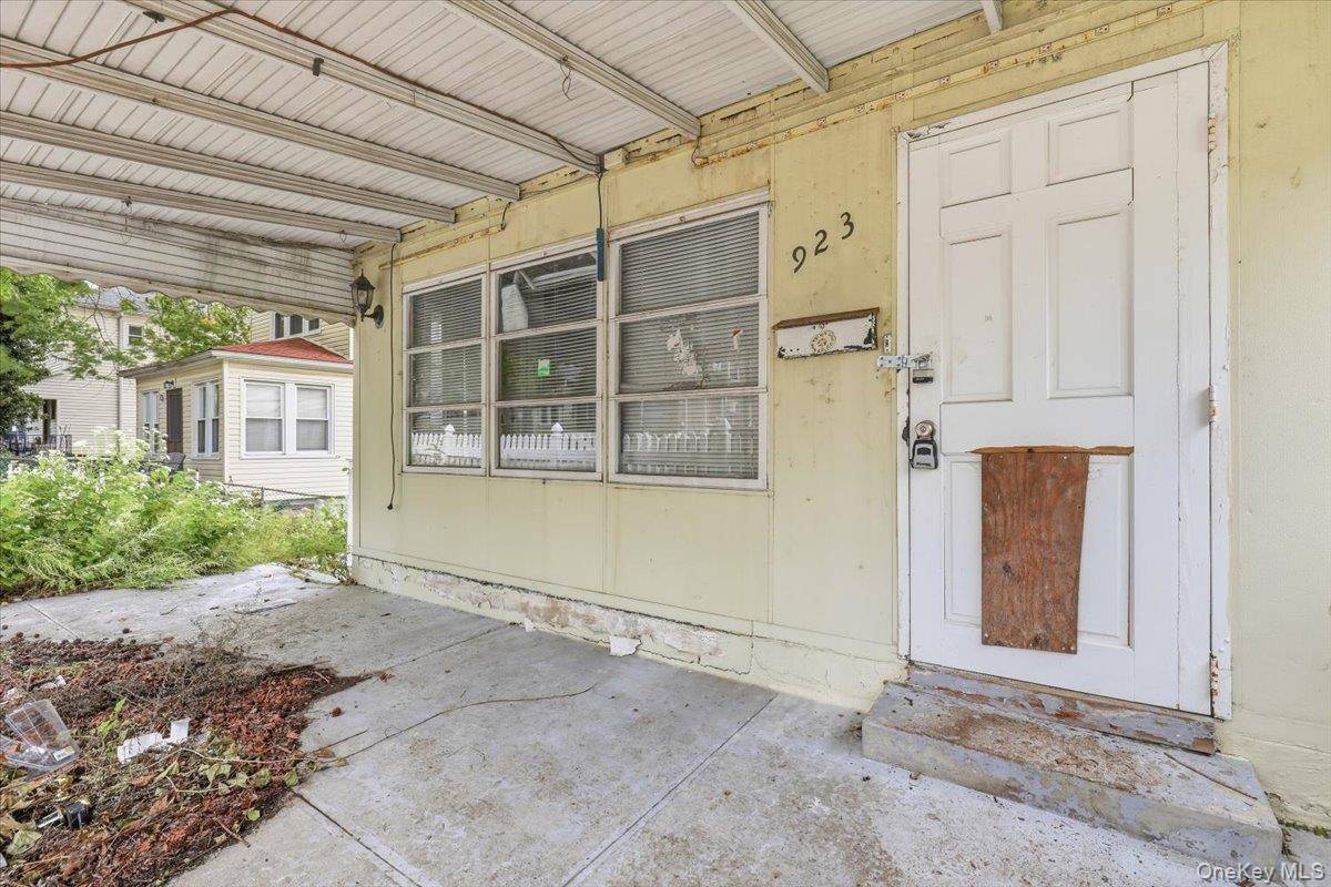 923 Quincy AVE, Bronx, NY 10465