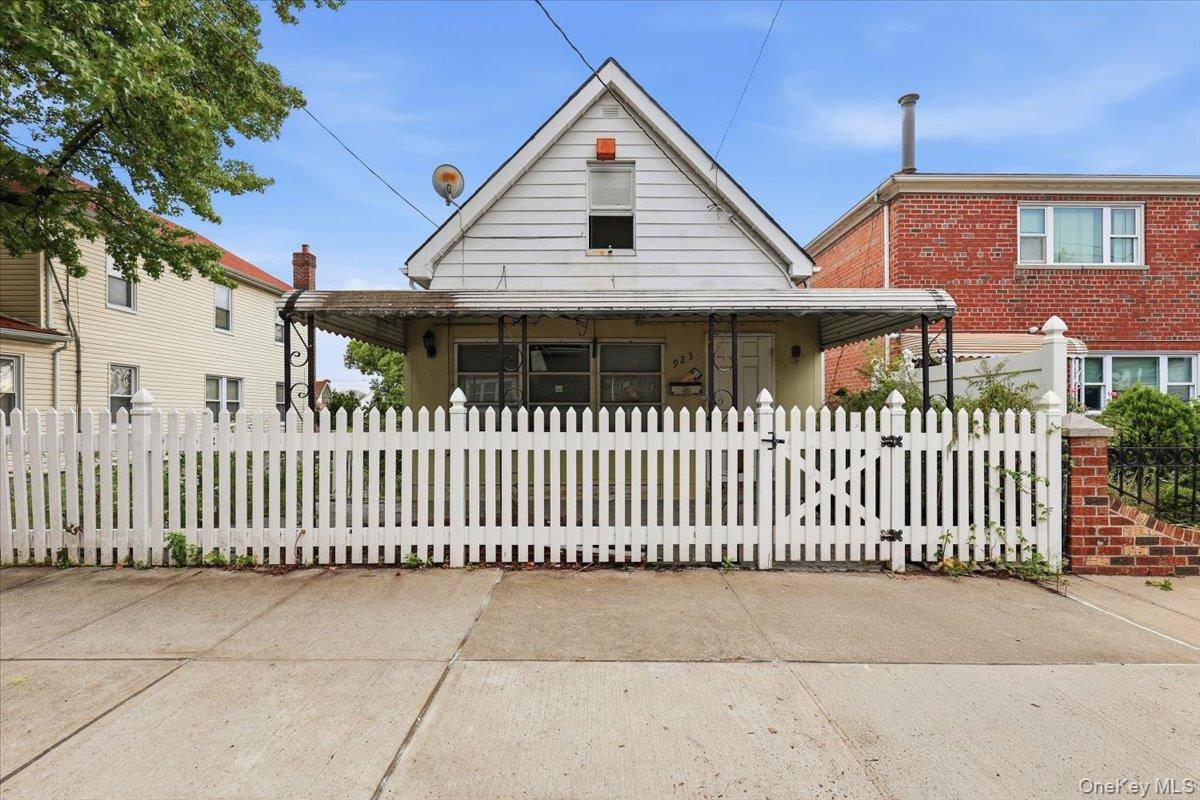 923 Quincy AVE, Bronx, NY 10465