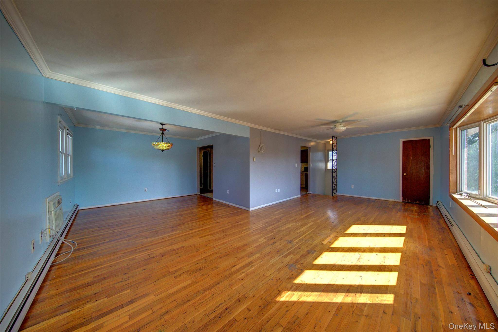 870 Garfield ST #2, Franklin Square, NY 11010