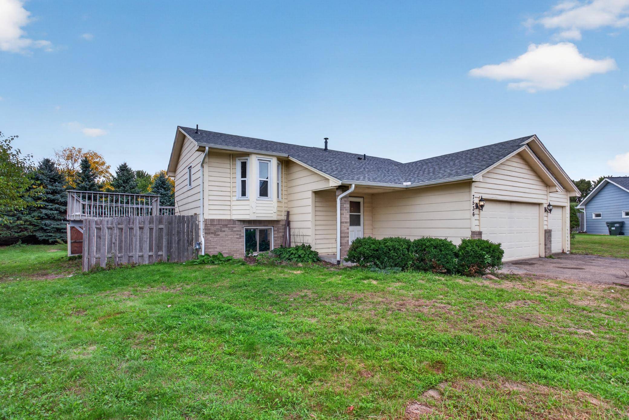 7536 165th ST W, Lakeville, MN 55044