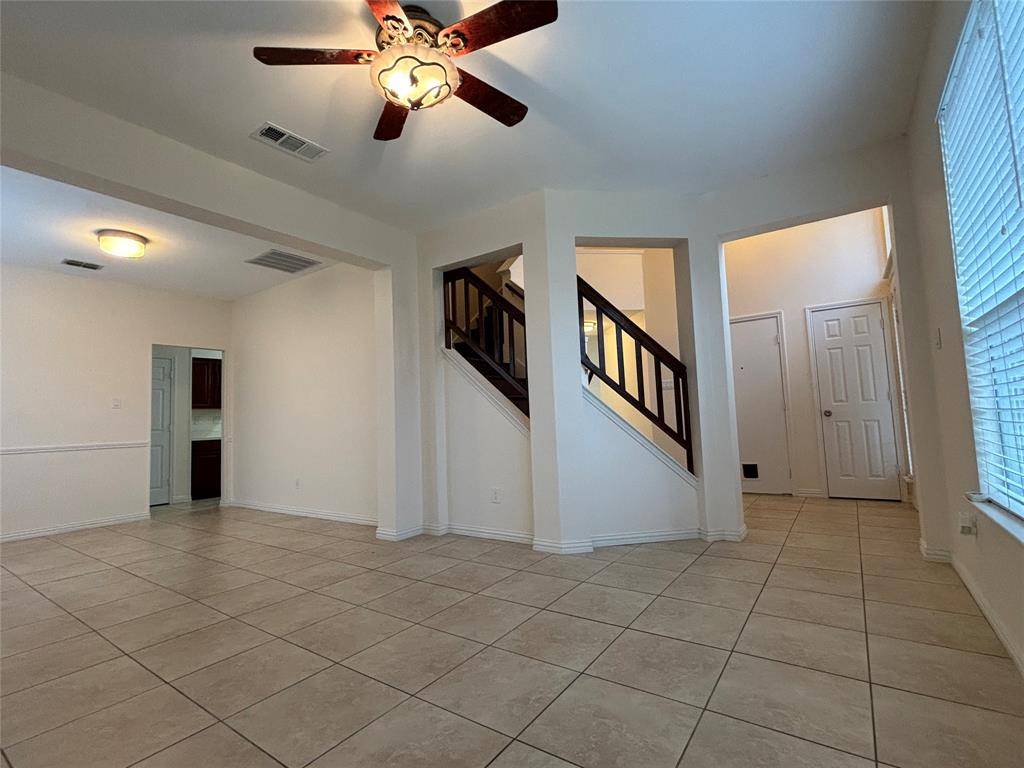 2713 Clovermeadow Drive, Fort Worth, TX 76123