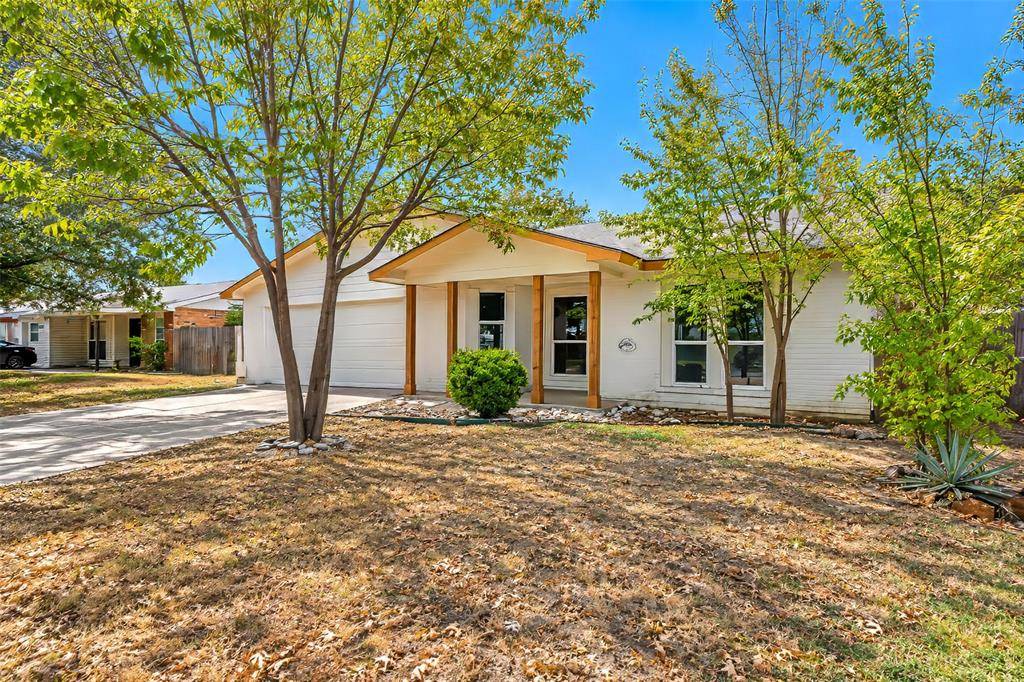 7212 Wayfarer Trail, Fort Worth, TX 76137