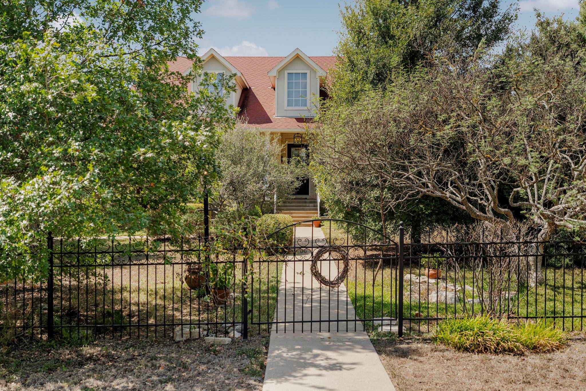 15420 Fox Run DR, Austin, TX 78737