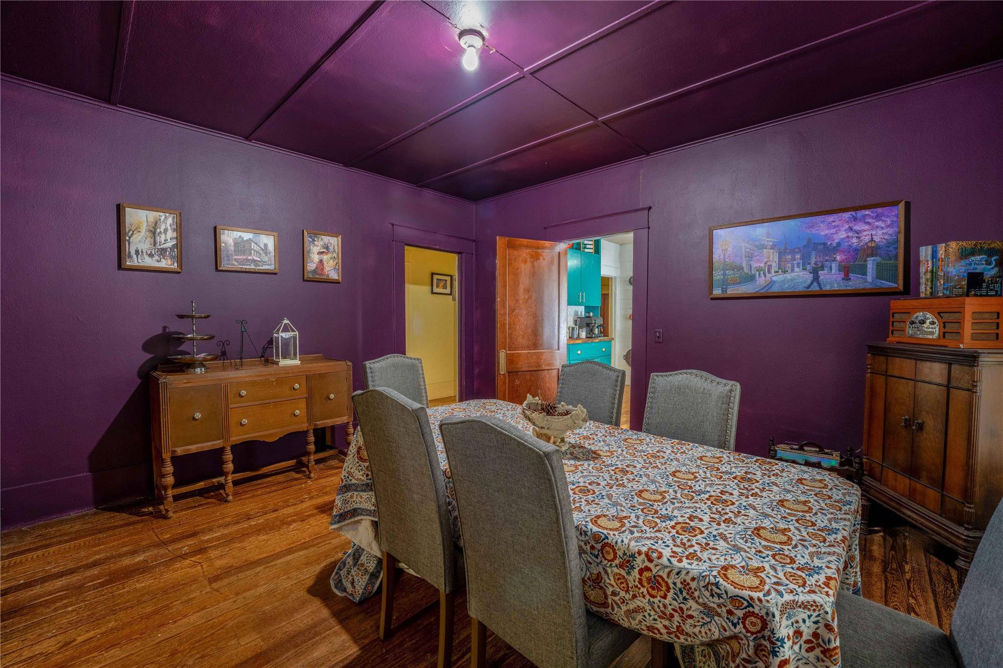 406 N Main ST, La Grange, TX 78945