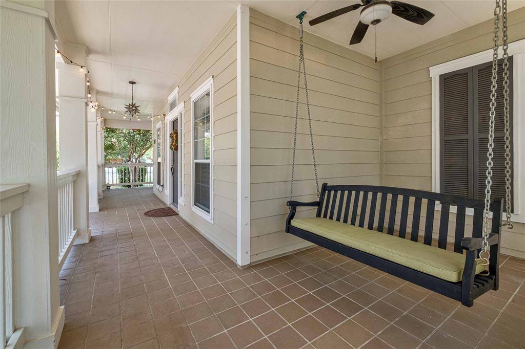2730 Kinney Oaks CT, Austin, TX 78704