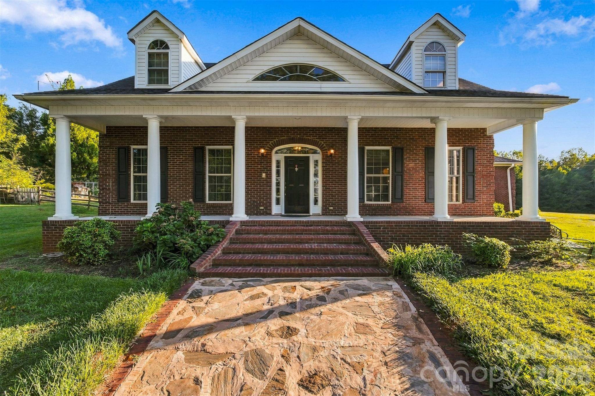 498 Johnson Dairy RD, Mooresville, NC 28115