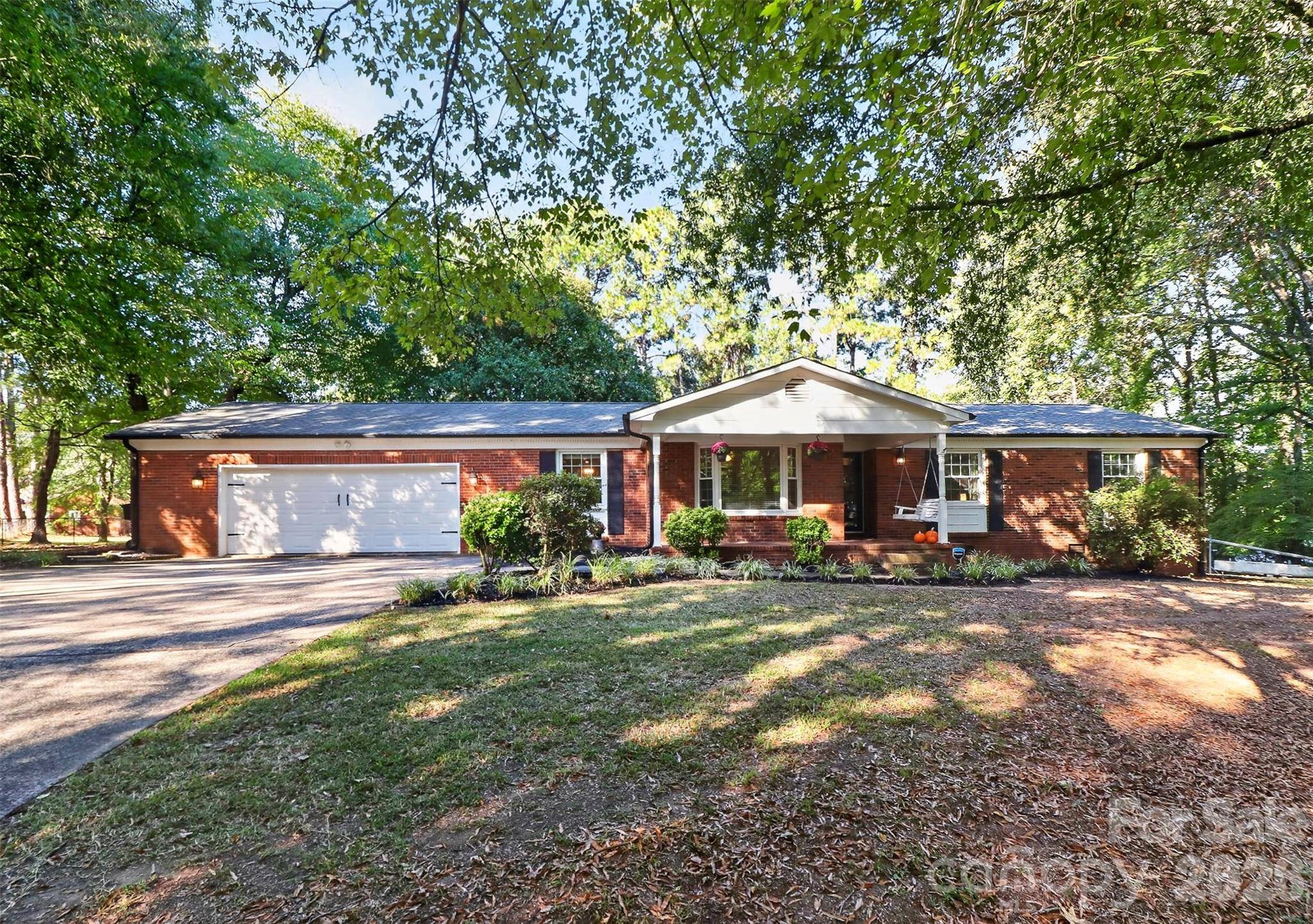 4301 Red Berry CT, Charlotte, NC 28213