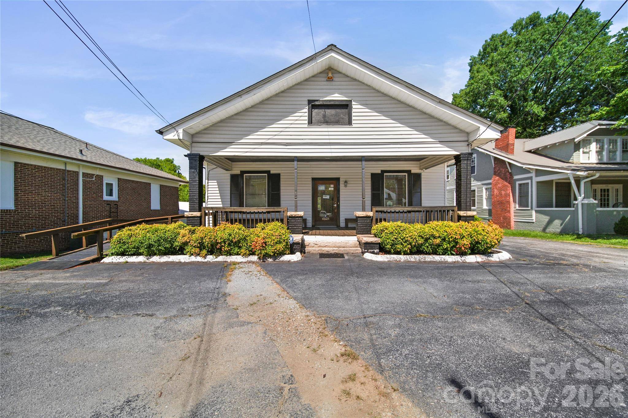 217 Mocksville AVE, Salisbury, NC 28144