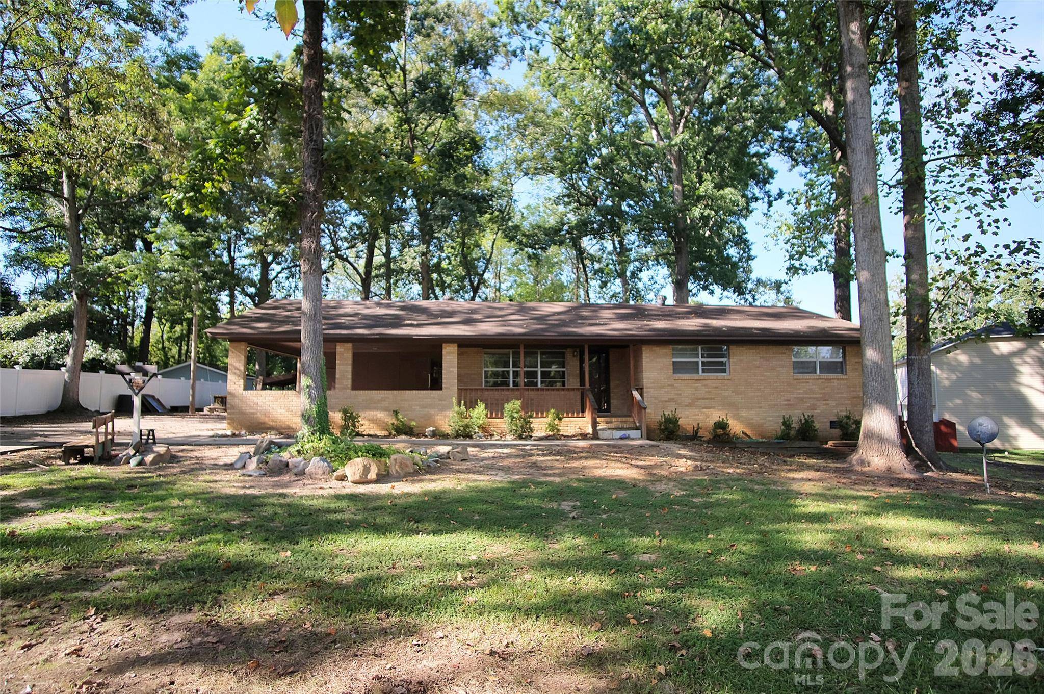 805 Woodside DR, Kings Mountain, NC 28086