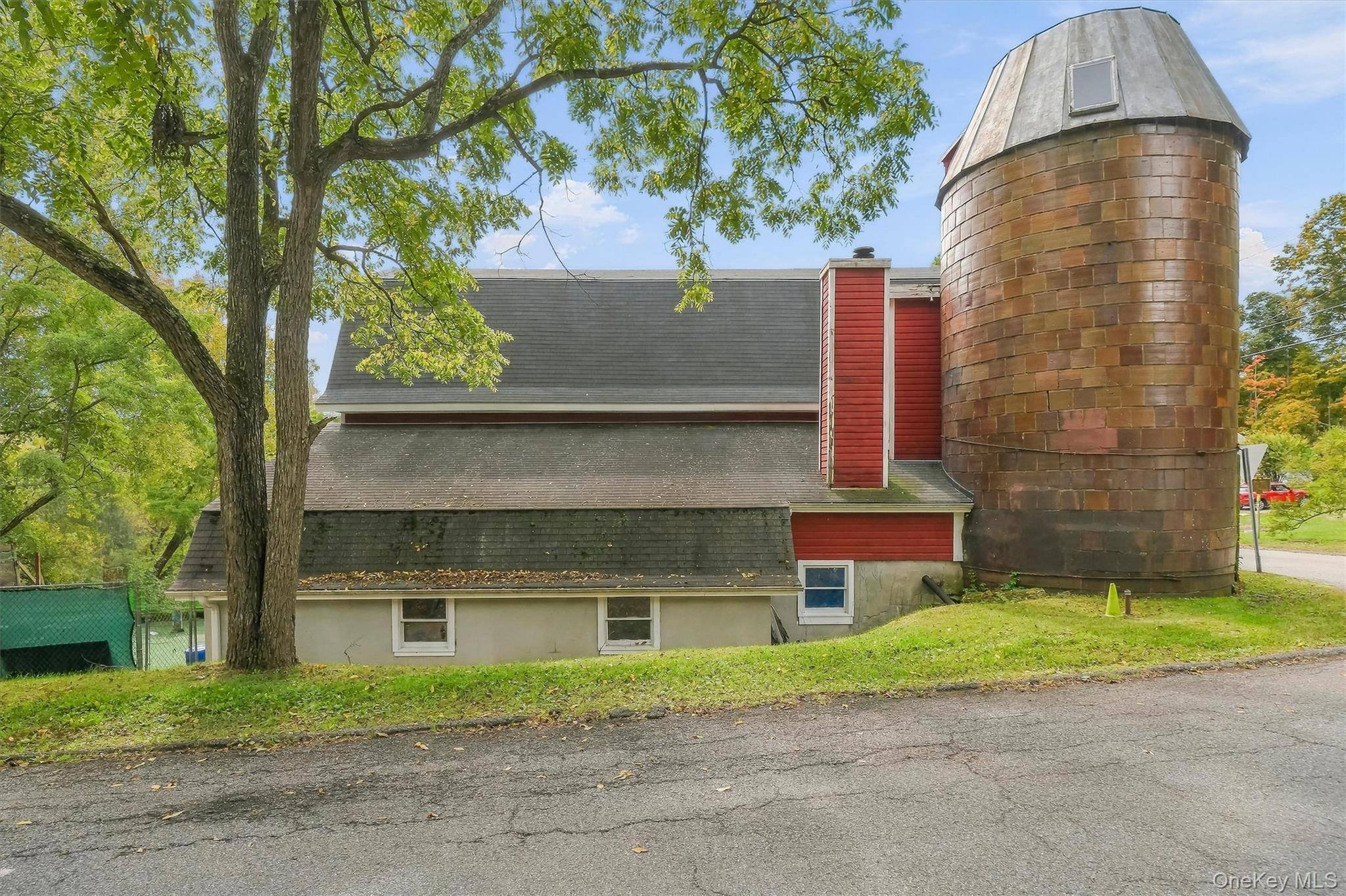 52 Church ST, Poughquag, NY 12570