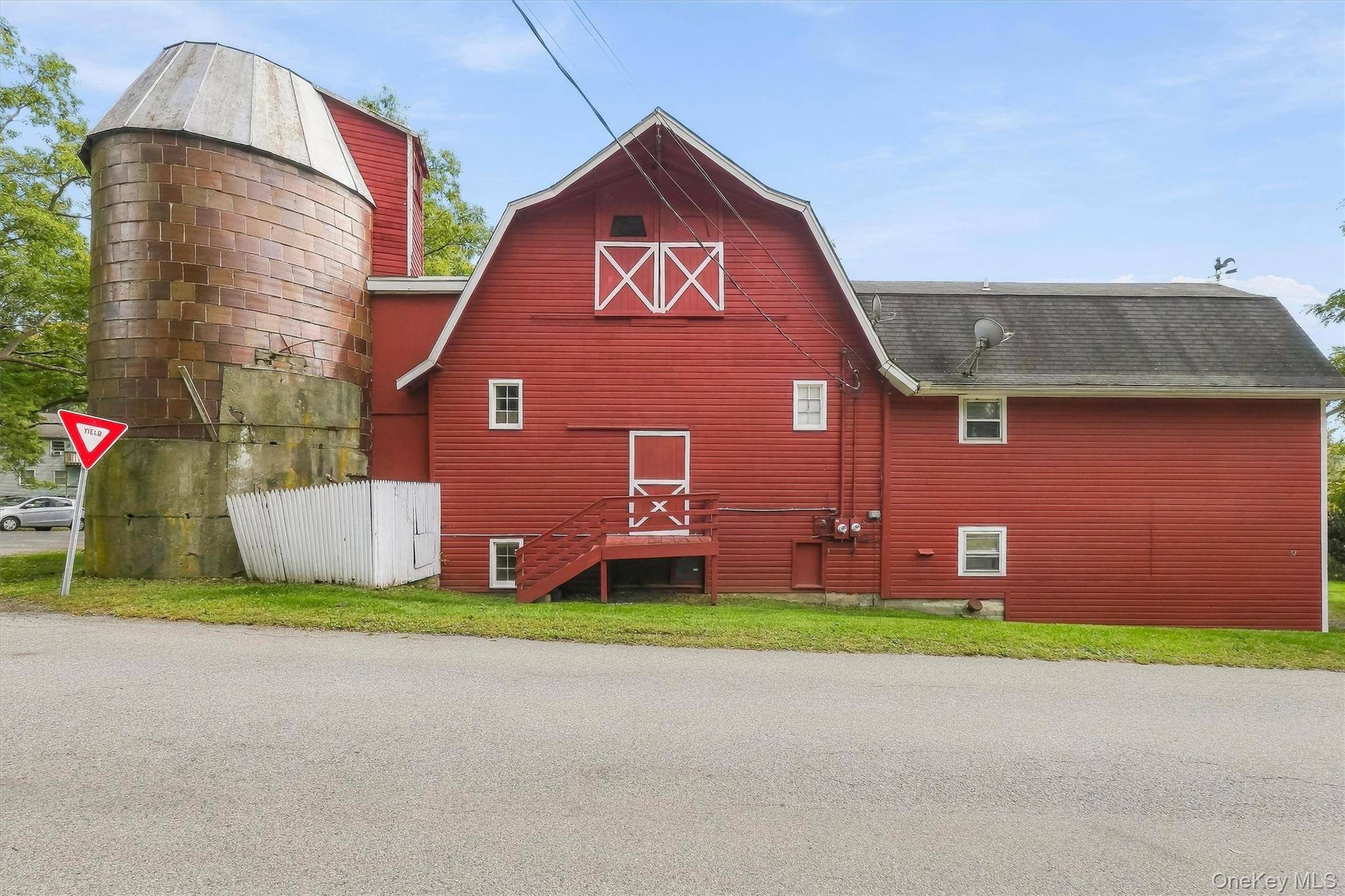 52 Church ST, Poughquag, NY 12570