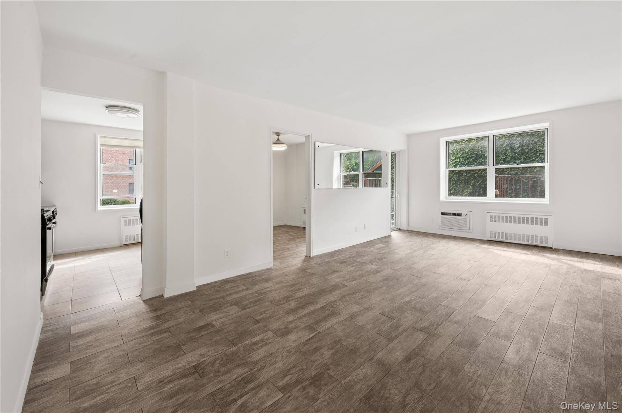 636 N Terrace AVE #2B, Fleetwood, NY 10552