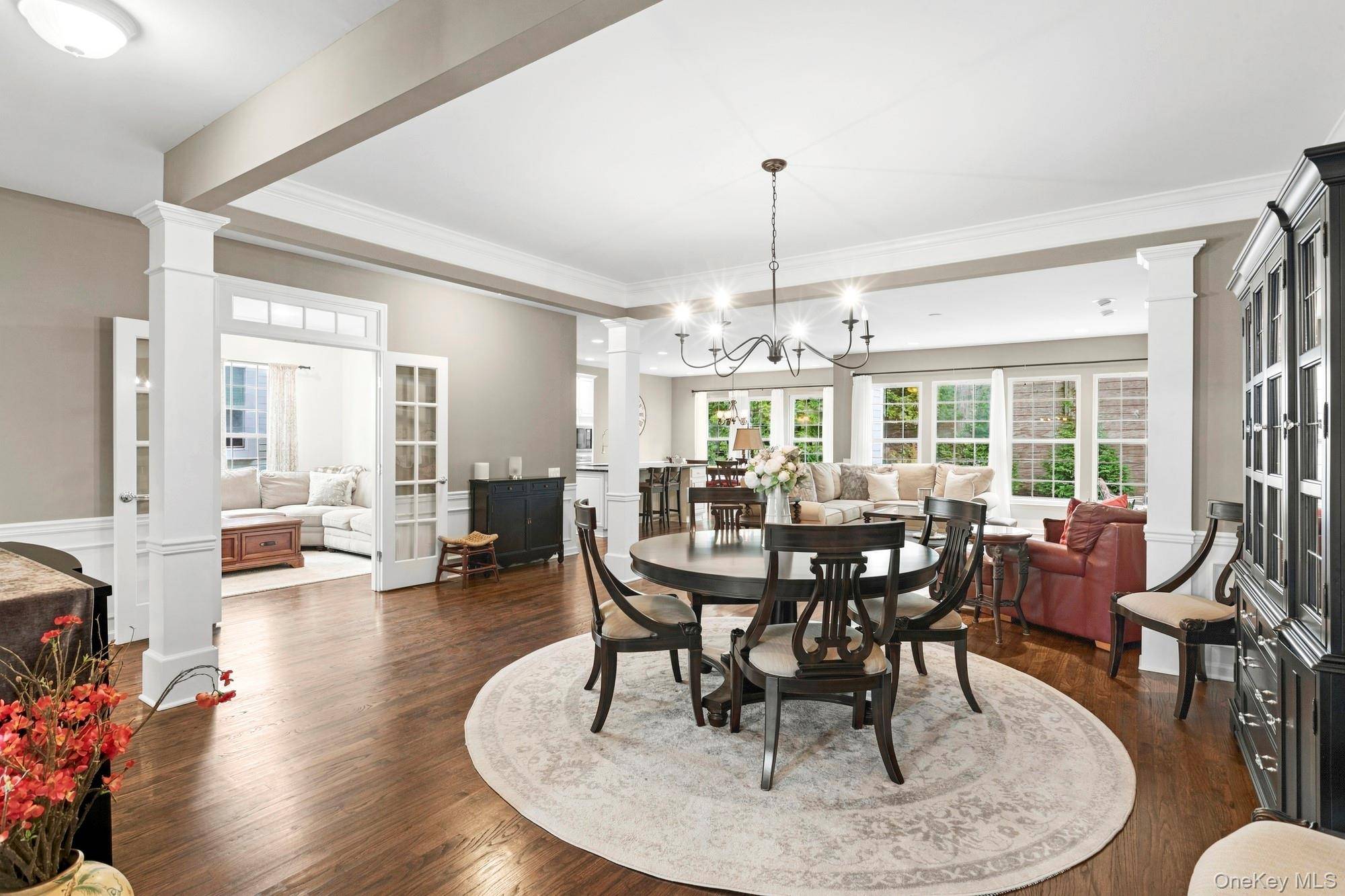30 Kimberly DR, Westhampton, NY 11977