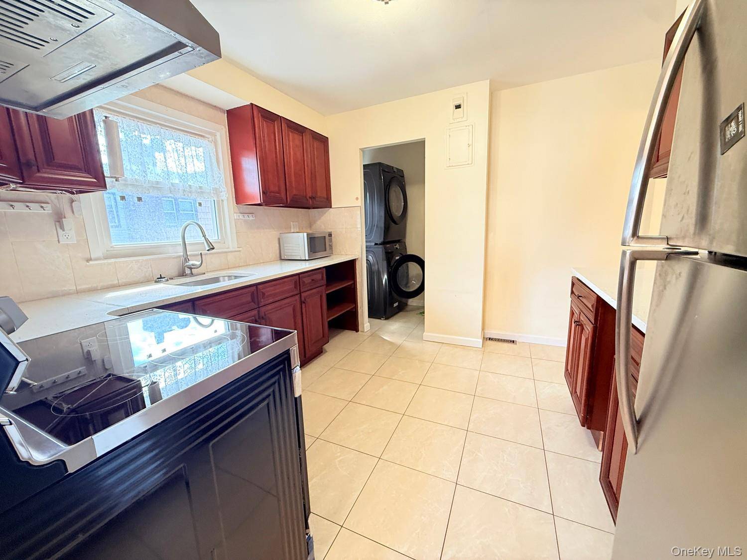 57-53 225th ST #2, Oakland Gardens, NY 11364