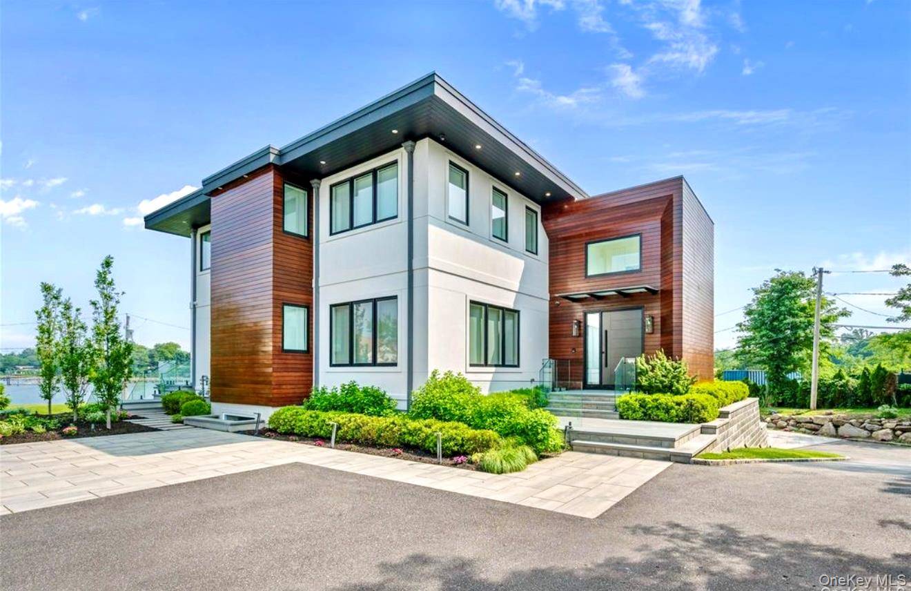 70 CANDY LANE, Saddle Rock, NY 11023