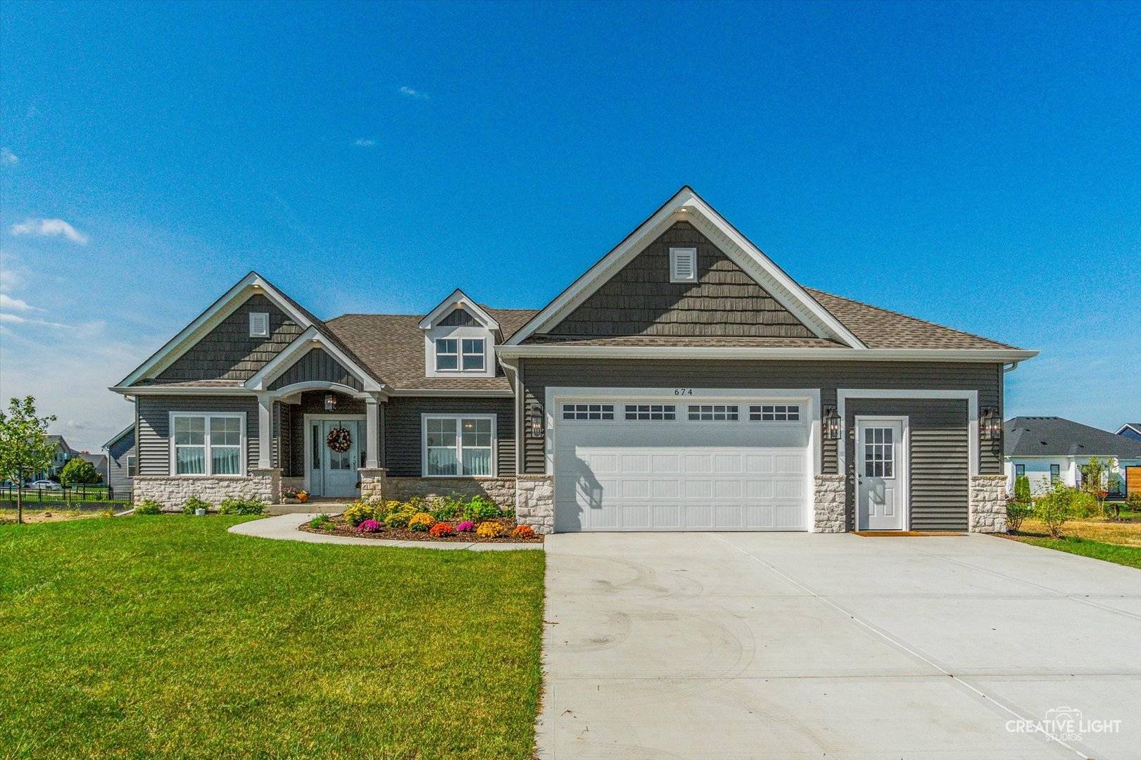 770 Dartmouth LN, Oswego, IL 60543