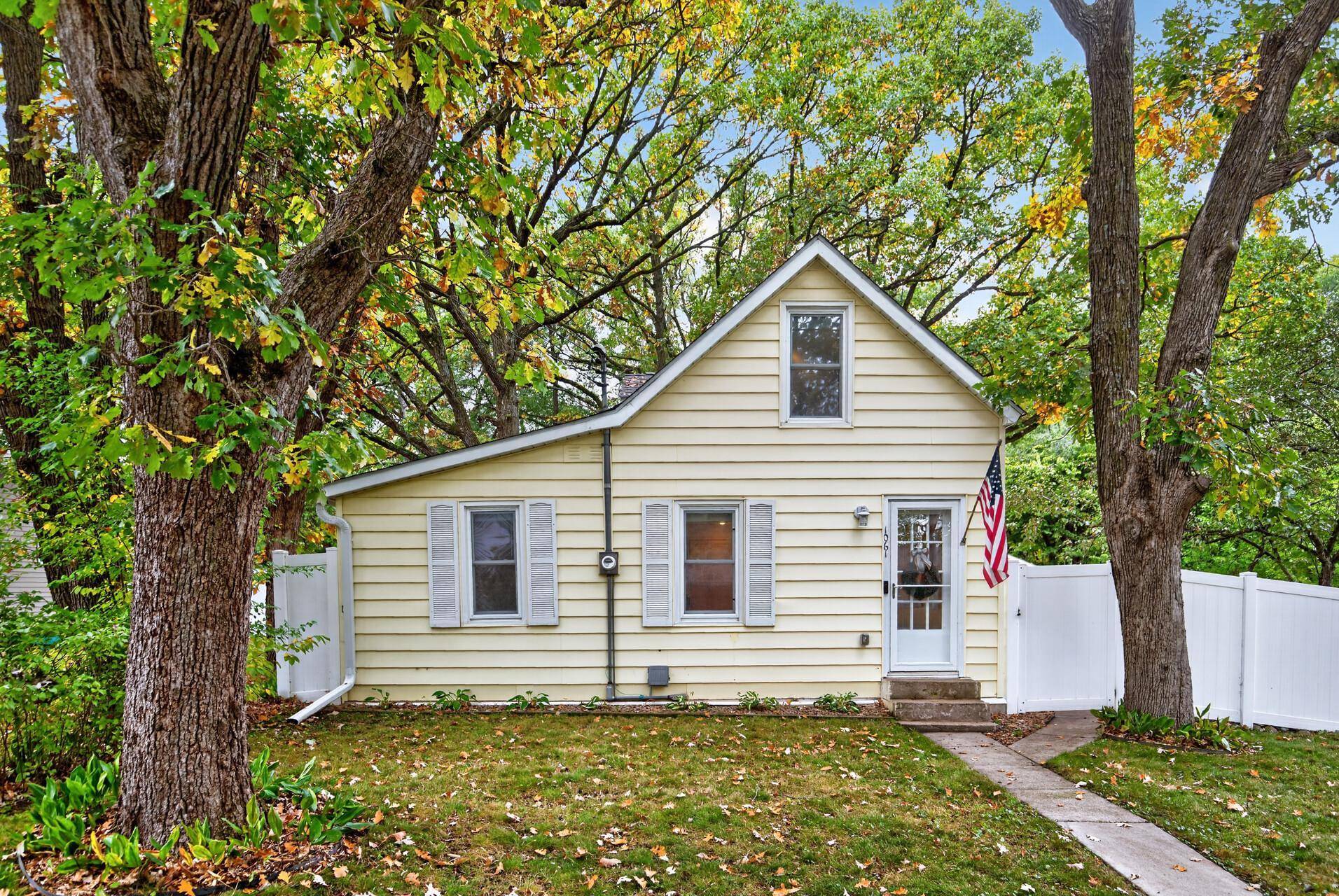 1061 Wall ST, Big Lake, MN 55309