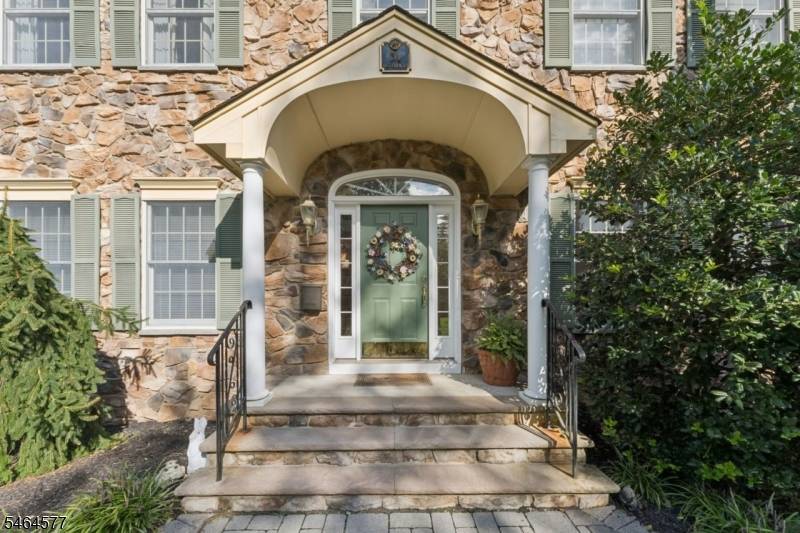 31 Old Farm Rd, Berkeley Heights Twp., NJ 07922