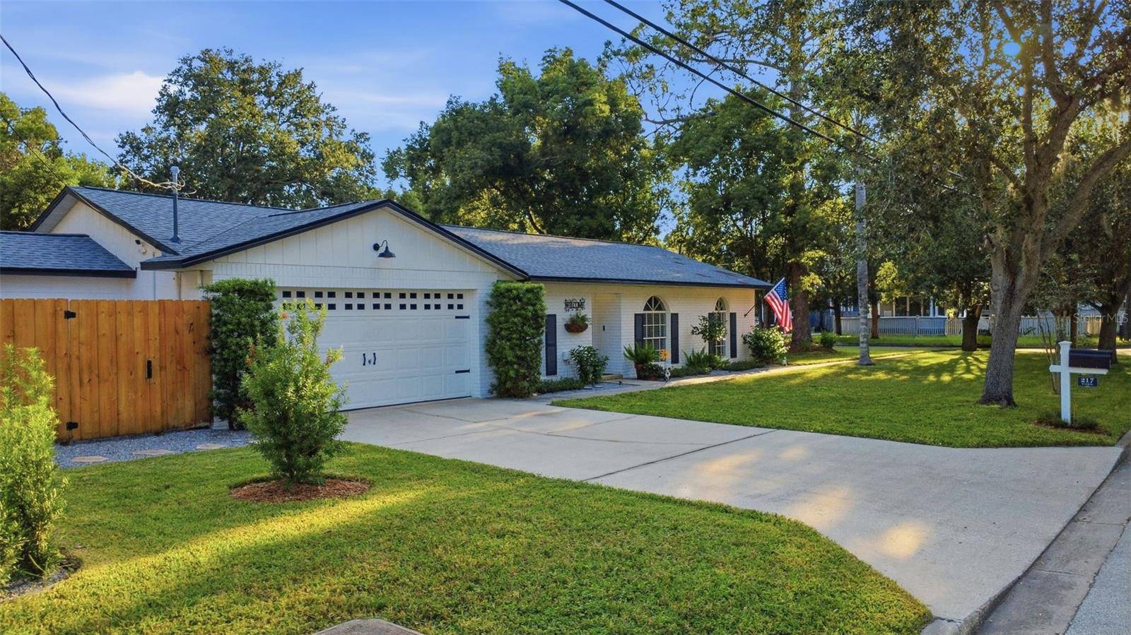 217 W 11TH ST, Sanford, FL 32771