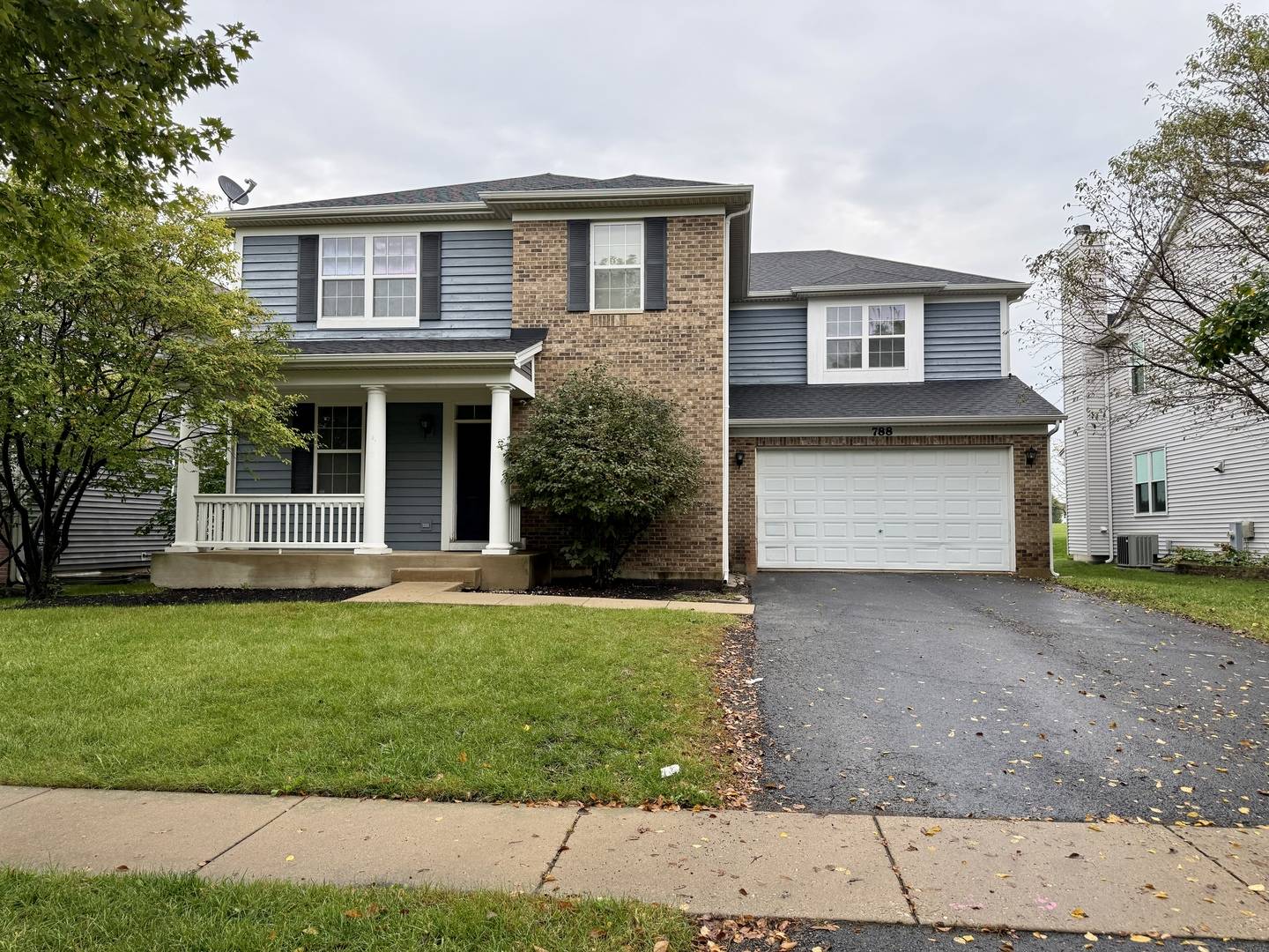 788 BONAVENTURE DR, Oswego, IL 60543