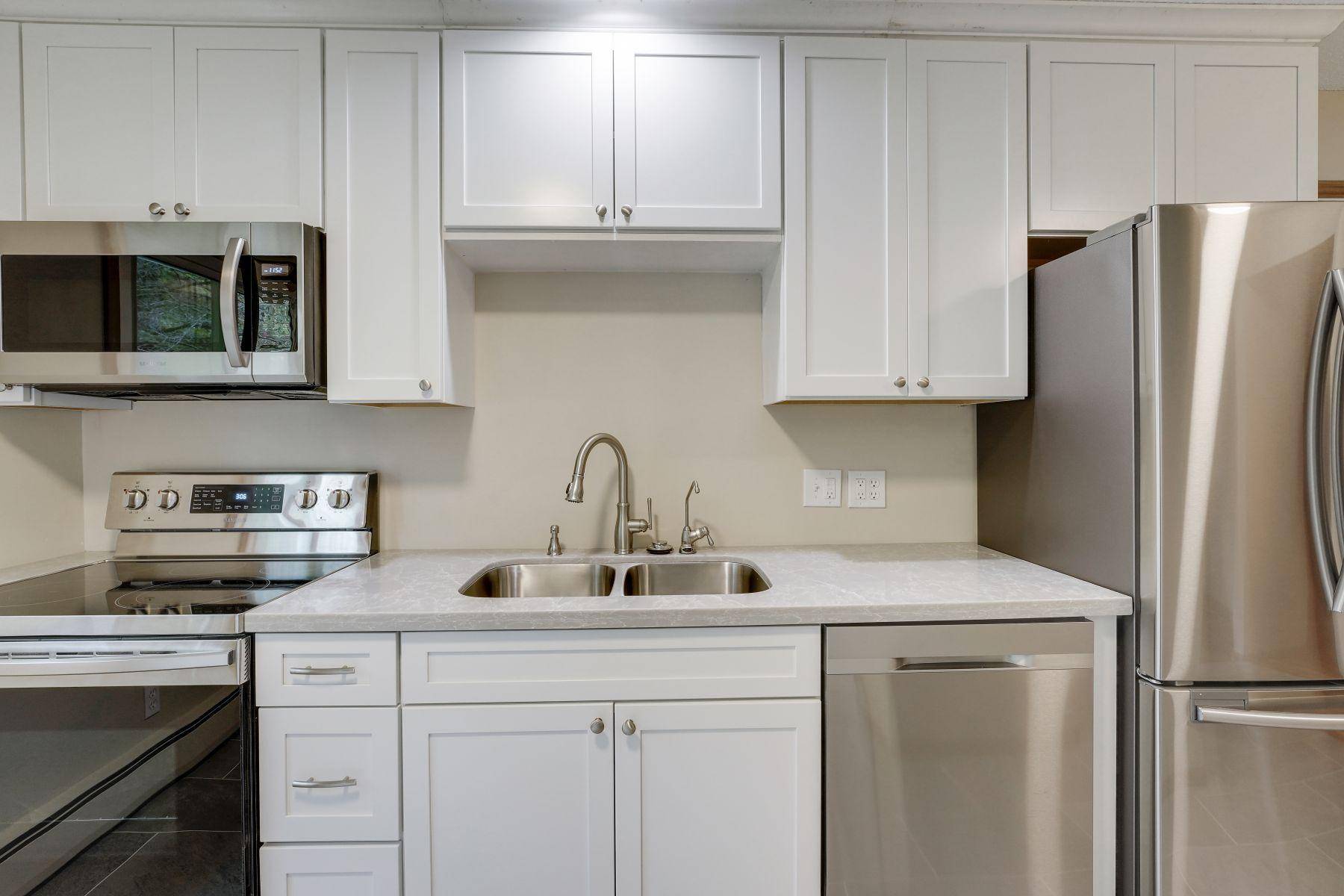 305-307 Reno ST, Wayzata, MN 55391