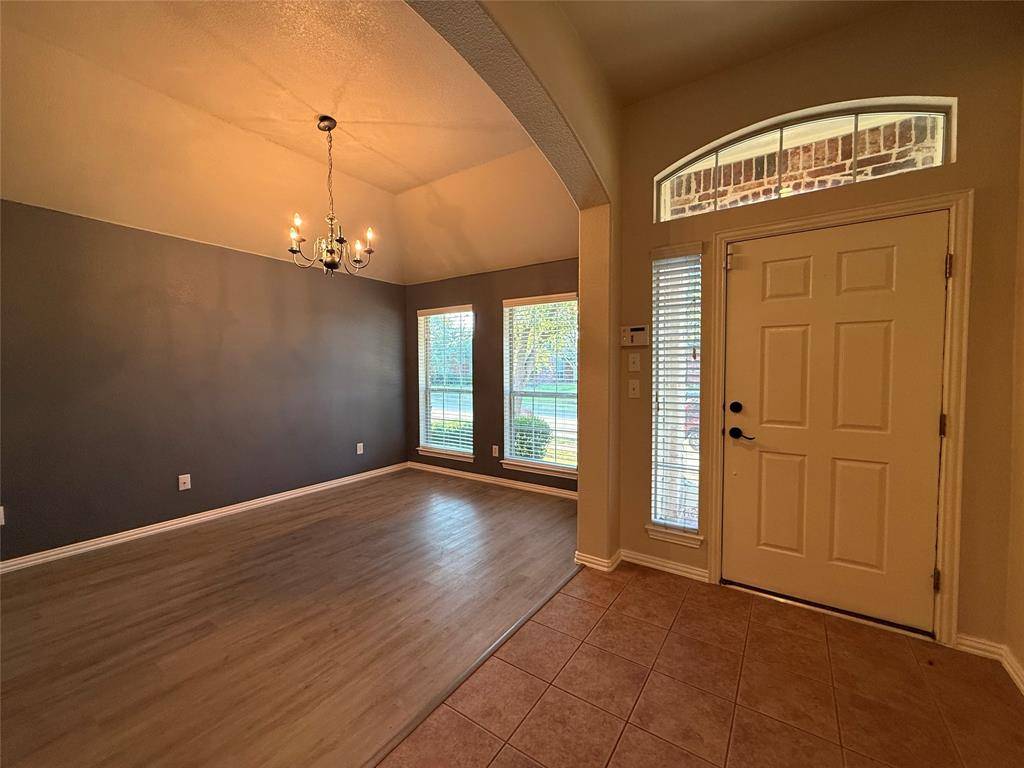 8014 Wilmington Drive, Rowlett, TX 75089