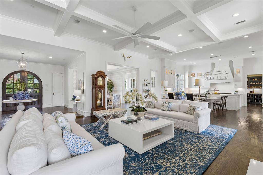 917 Tranquility Drive, Fairview, TX 75069