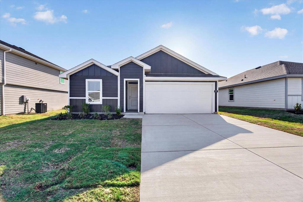 129 Mach Way, Mineral Wells, TX 76067