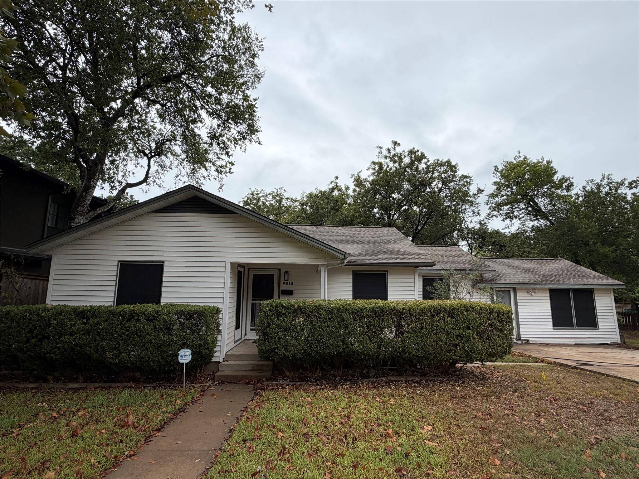 5618 Bull Creek RD, Austin, TX 78756