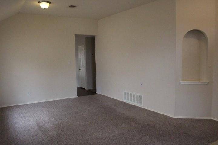 9401 Bradner DR, Austin, TX 78748