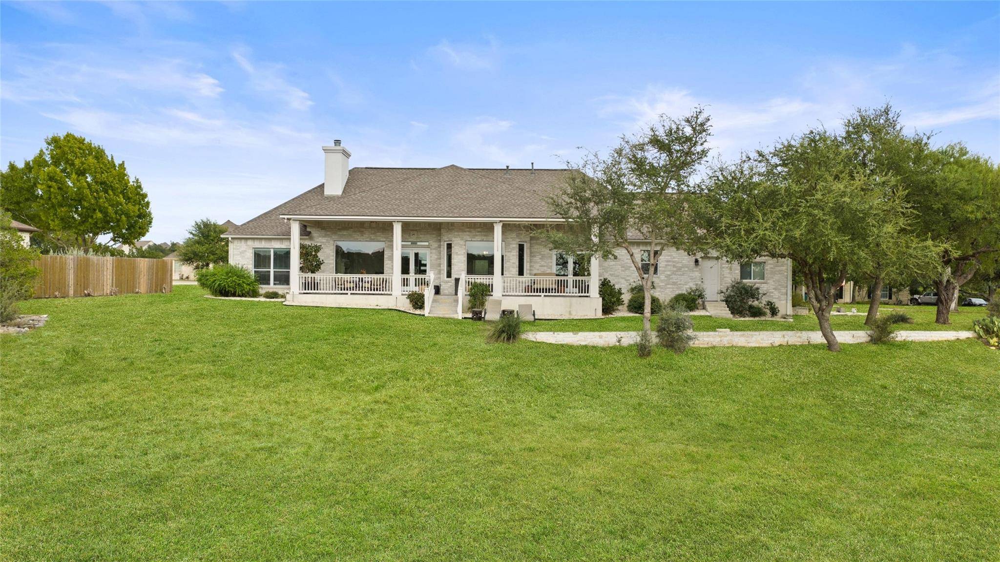 190 Steamboat XING, Dripping Springs, TX 78620