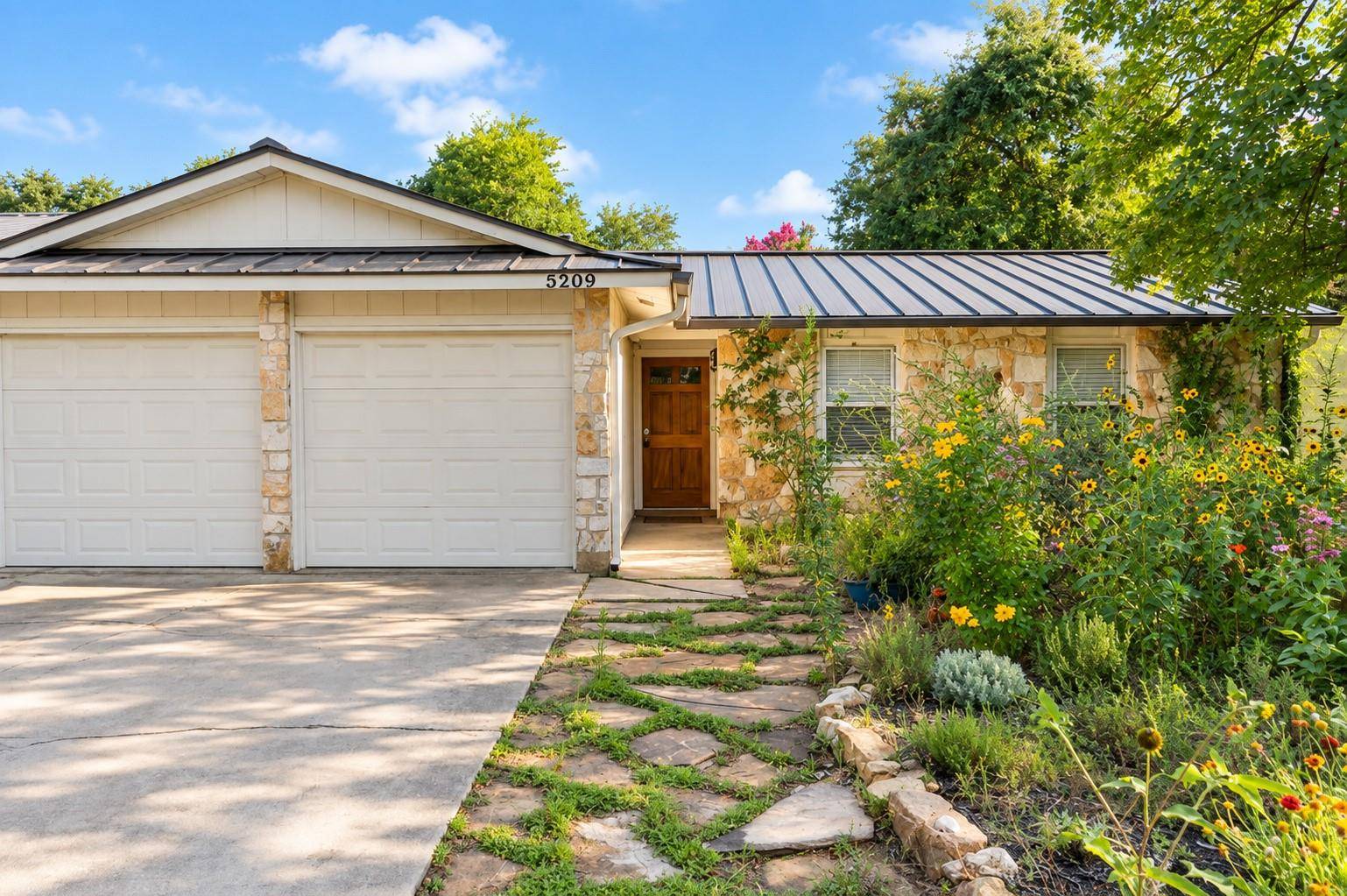 3209 EVANSTON LN, Austin, TX 78745