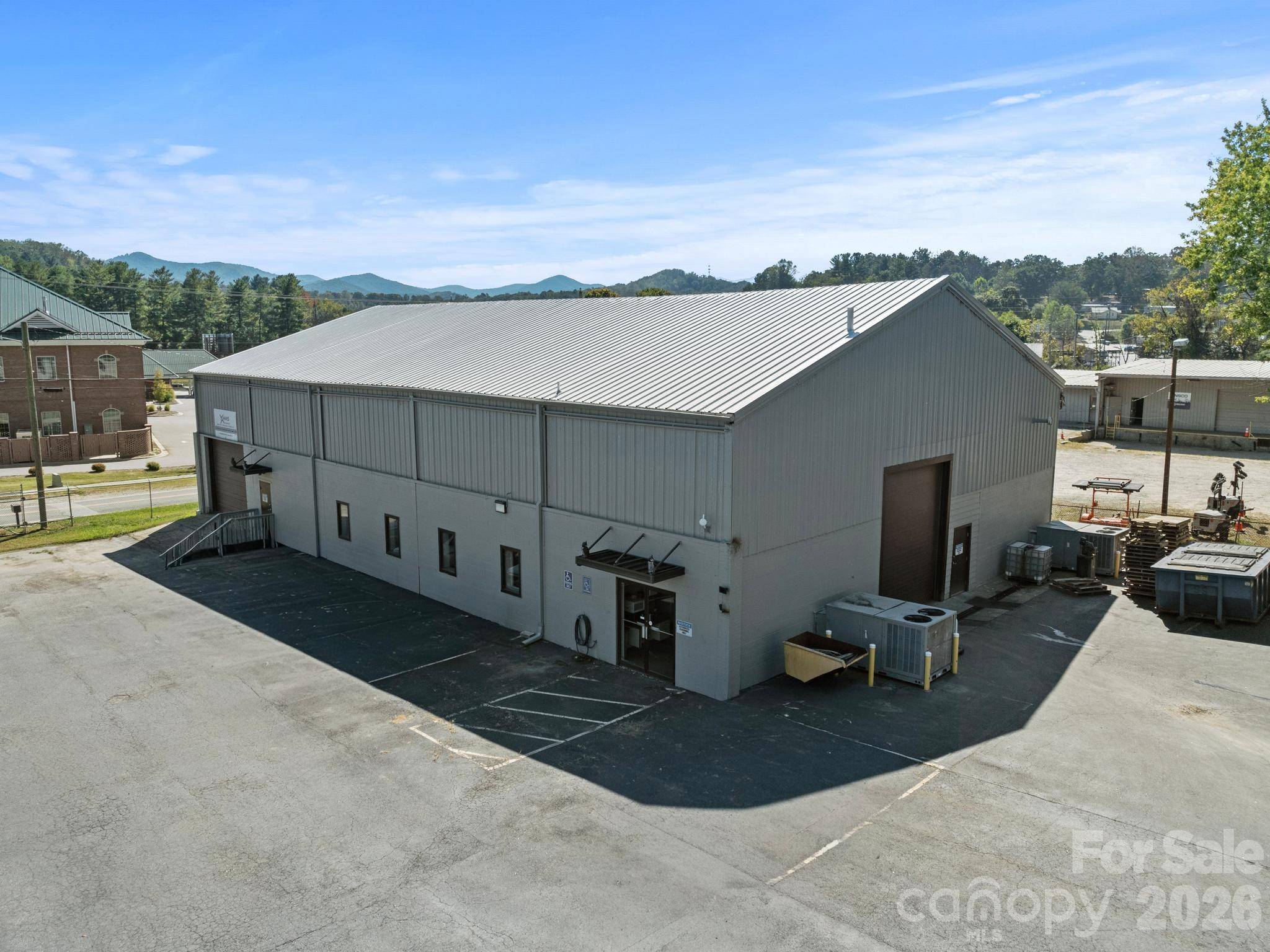 55 Rutherford RD, Candler, NC 28715