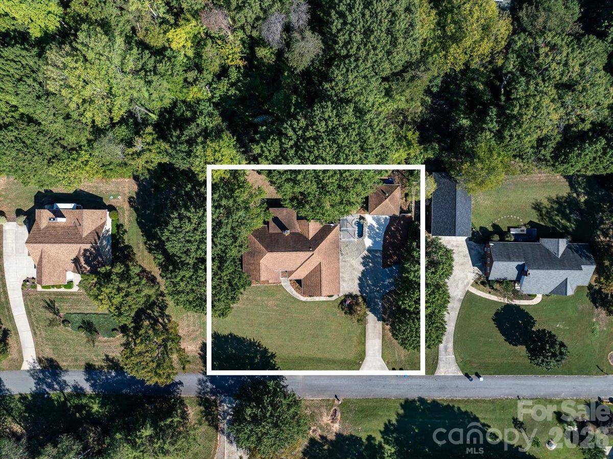 8636 Sherrills Creek DR, Terrell, NC 28682