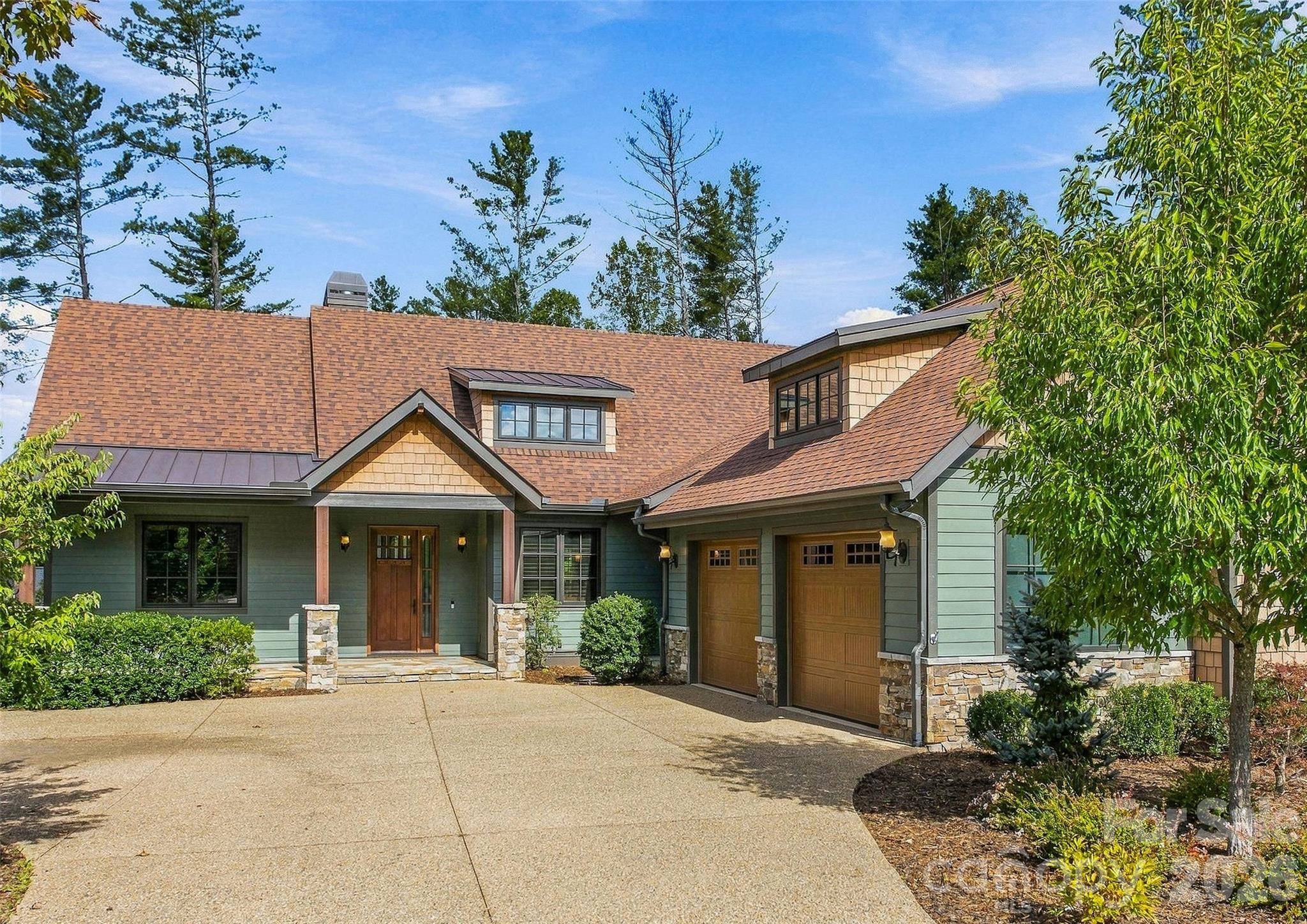50 Hallett CT, Asheville, NC 28803