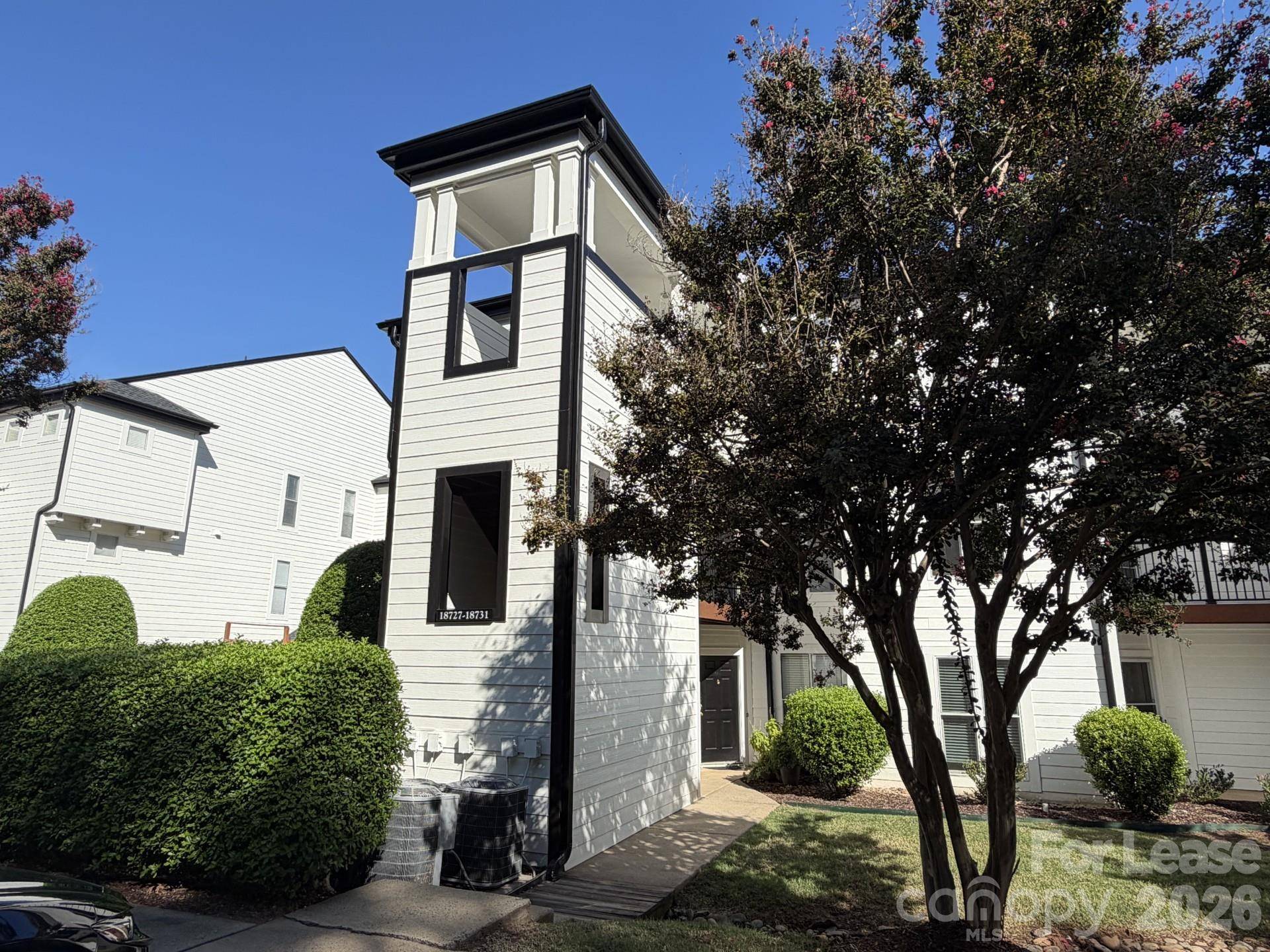 18729 Vineyard Point LN, Cornelius, NC 28031