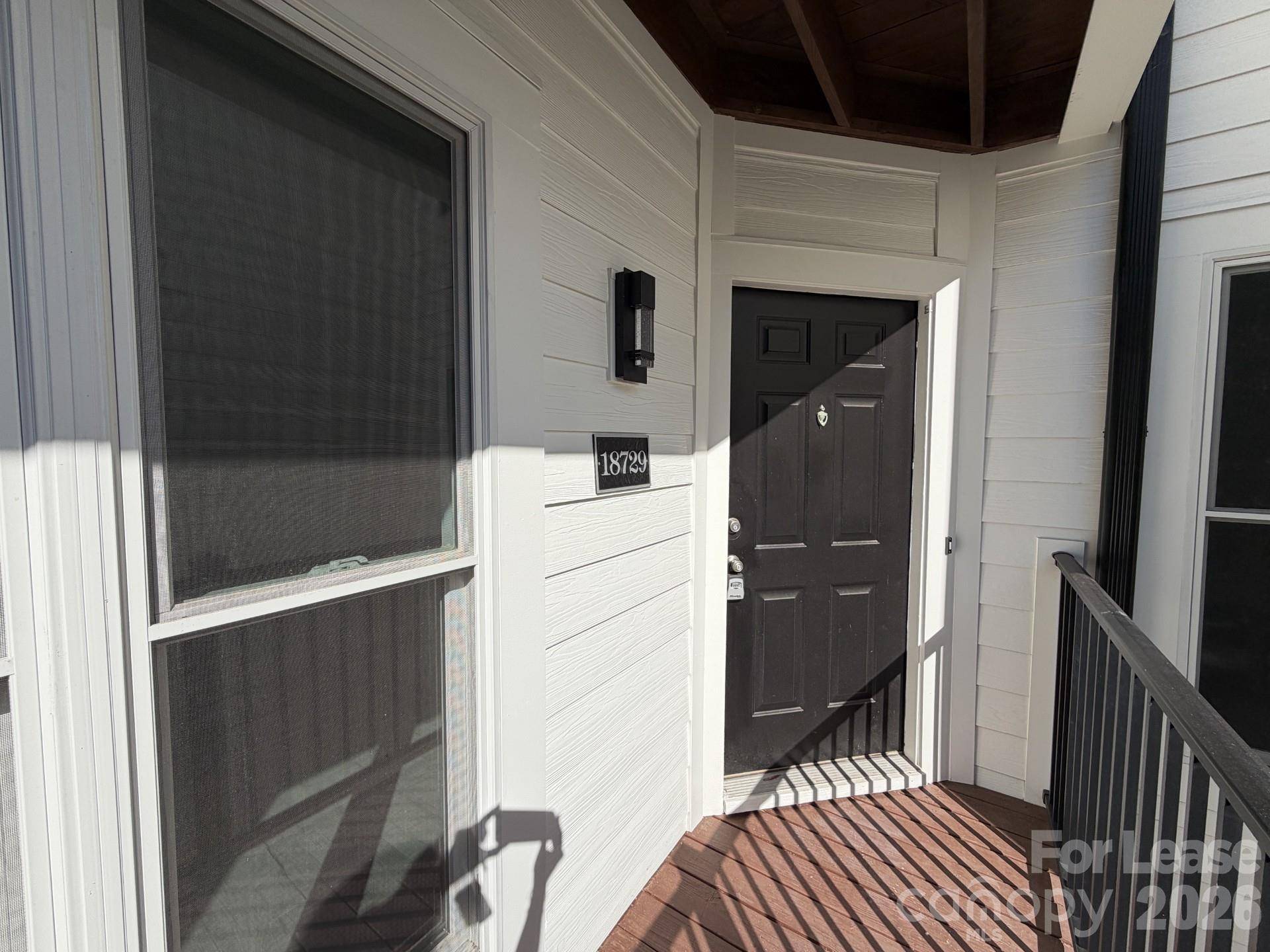 18729 Vineyard Point LN, Cornelius, NC 28031