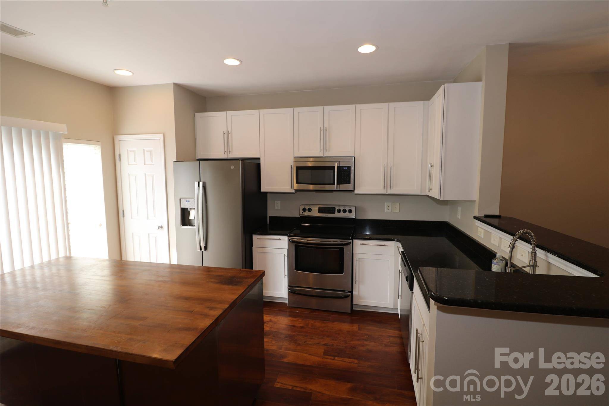 524 Donatello AVE, Charlotte, NC 28205