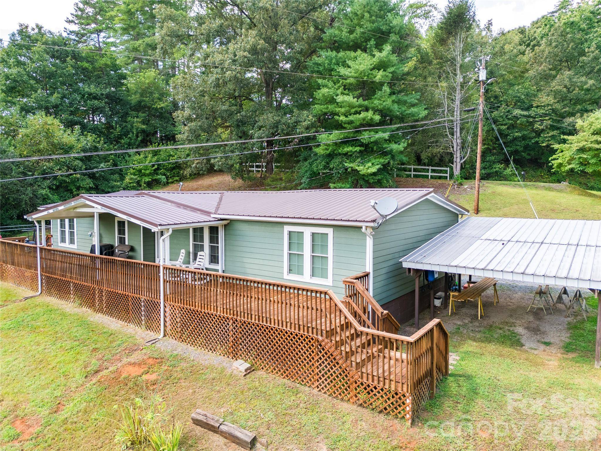 204 Grove RD, Sylva, NC 28779