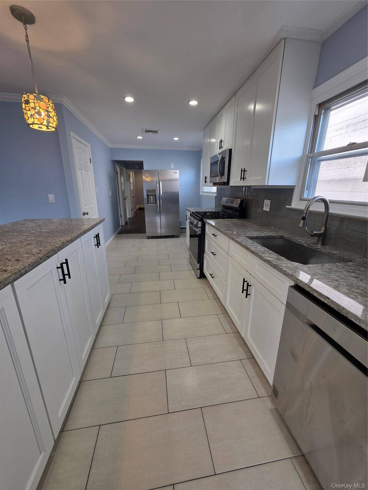 32-23 Plunkett AVE #1, Far Rockaway, NY 11691
