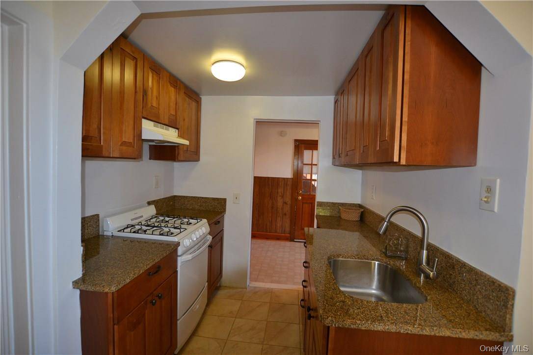 56 Palisade ST #2, Dobbs Ferry, NY 10522