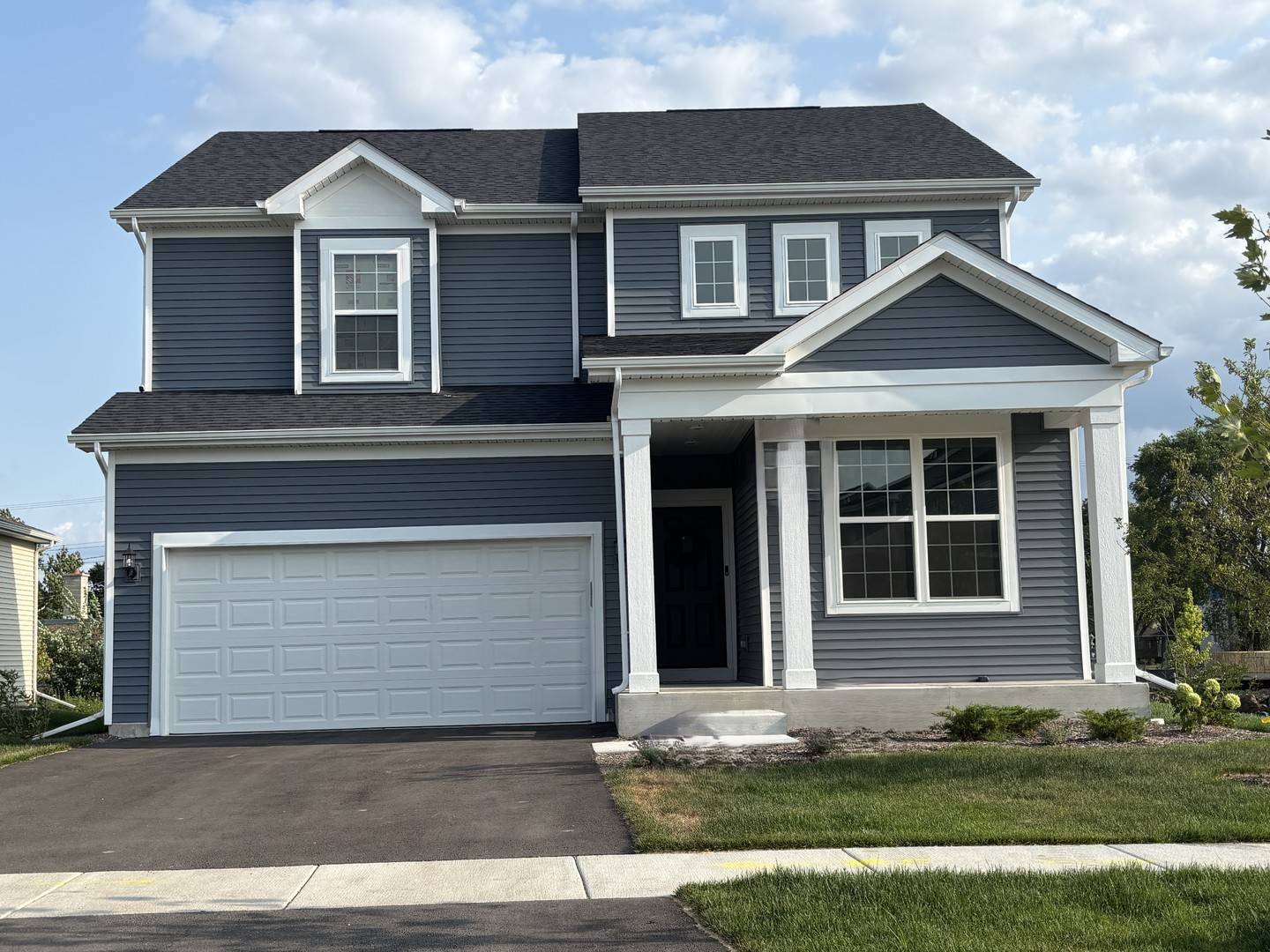 941 Bain LN, Batavia, IL 60510