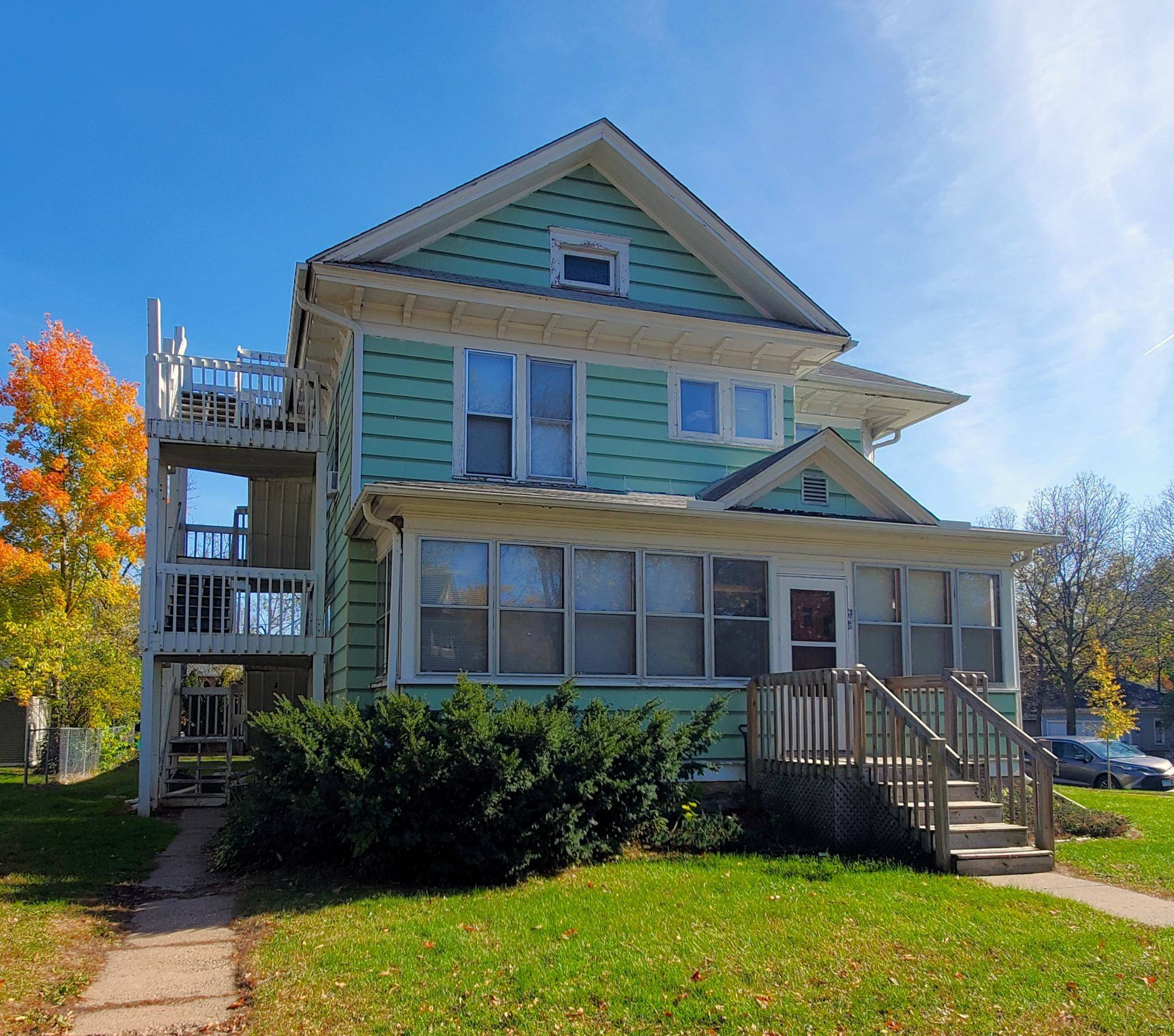 126 S 4th ST ##202, River Falls, WI 54022
