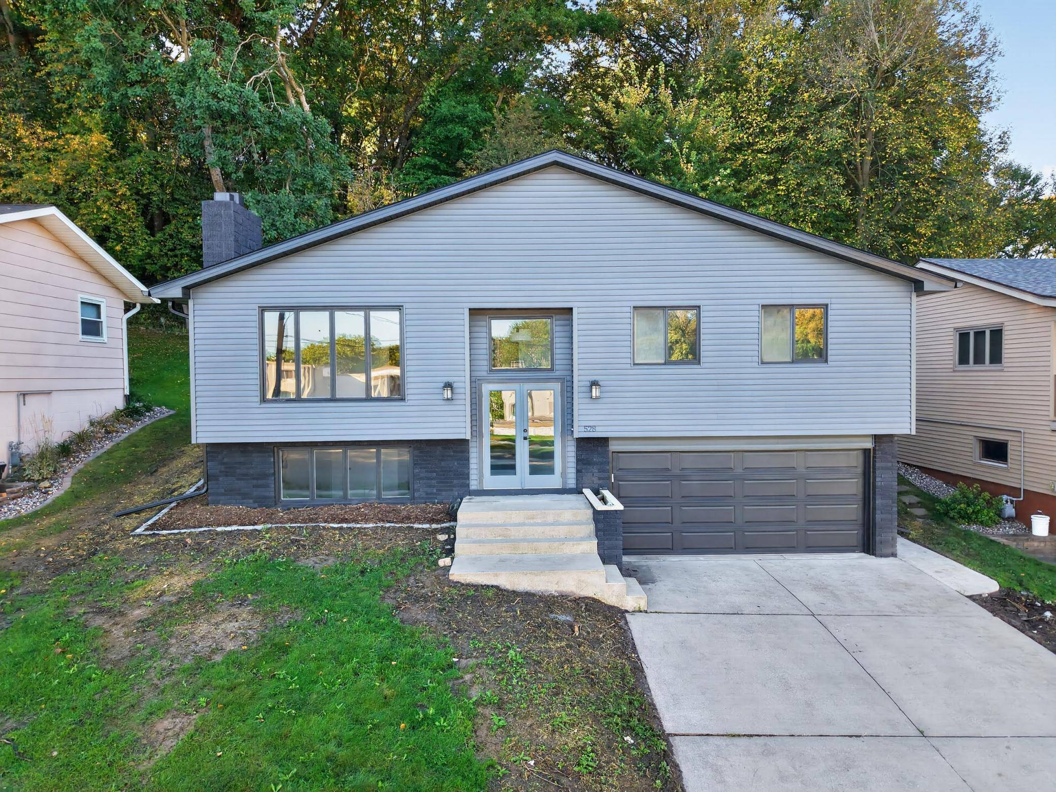 528 19th ST NW, Rochester, MN 55901