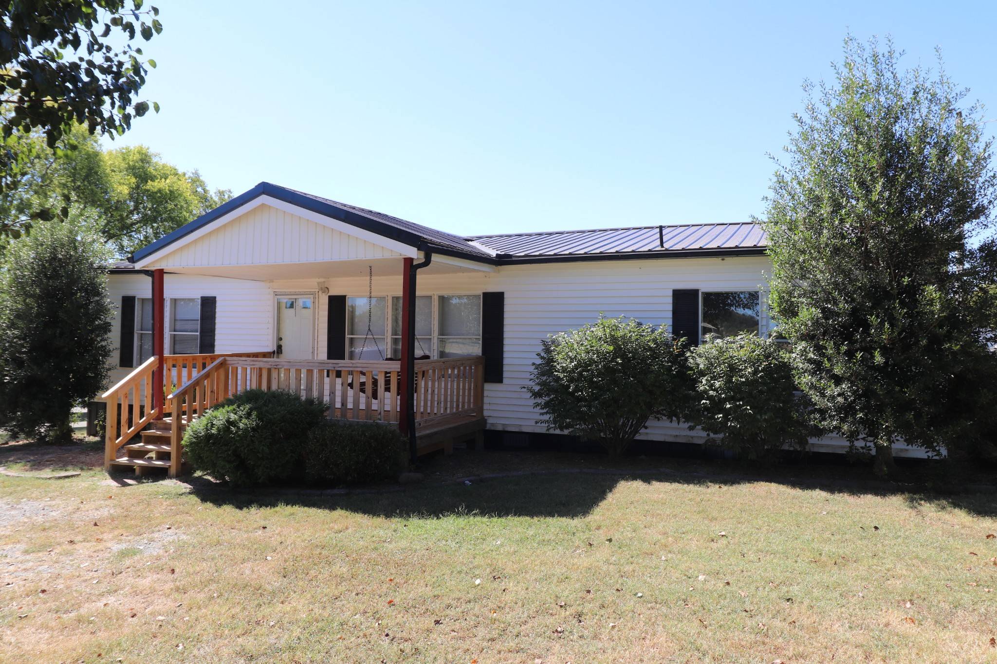 1285 Carey Rd, Hartsville, TN 37074