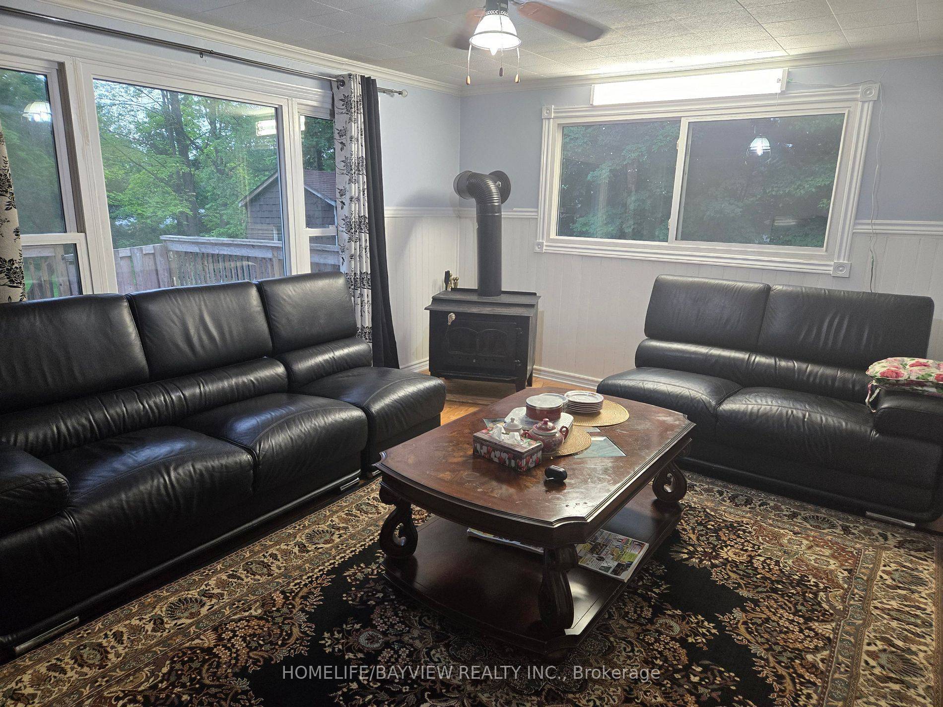 15 Poplar CRES, Oro-medonte, ON L0L 1T0
