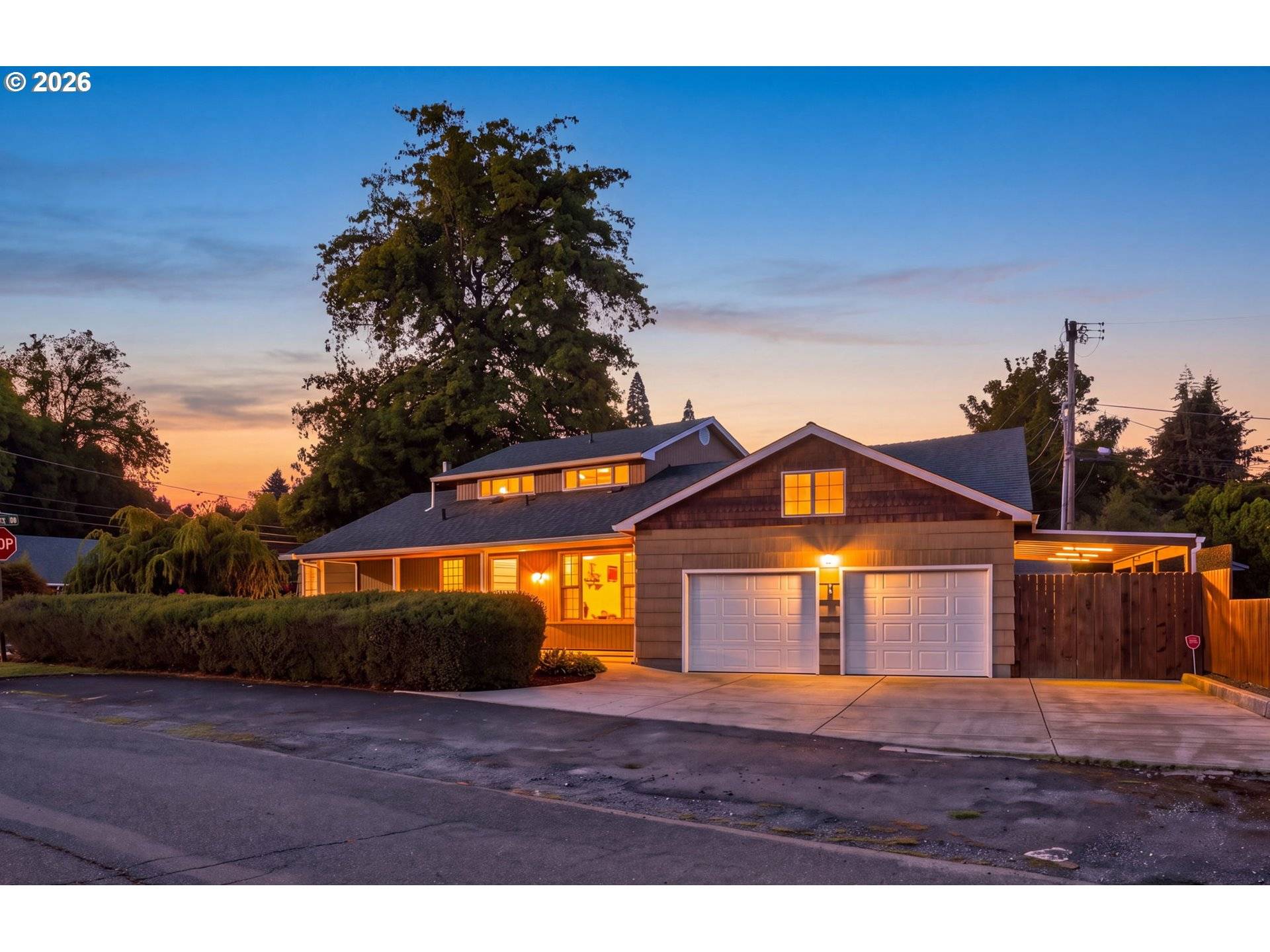1590 CORUM AVE, Eugene, OR 97401